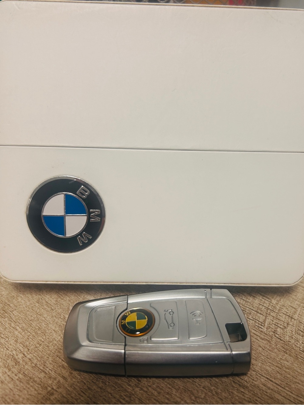 memory usb bmw key fob flash drive 2 Gig